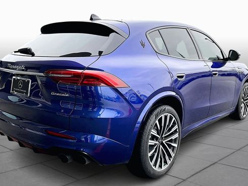 Used 2024 Maserati Grecale Modena image 12