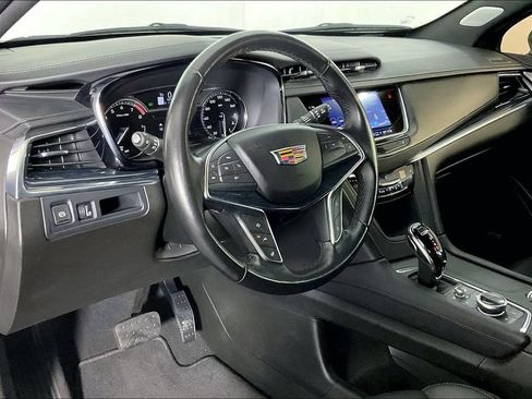 Used 2024 Cadillac XT5 Premium Luxury AWD/4WD image 16