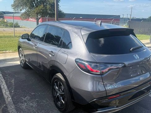 Used 2024 Honda HR-V EX-L image 7