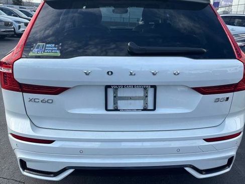 Used 2024 Volvo XC60 B5 Core w/ Climate Package image 5