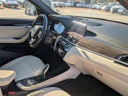 Used 2021 BMW X1 xDrive28i w/ Premium Package image 39