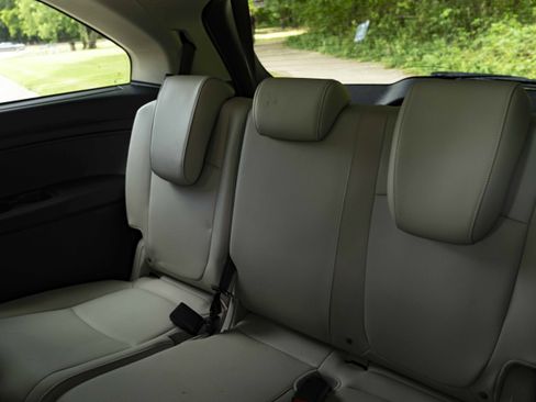 Used 2025 Honda Odyssey EX-L image 19