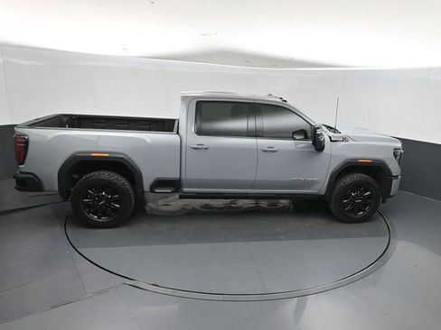 Used 2024 GMC Sierra 2500 AT4 w/ AT4 Premium Plus Package AWD/4WD image 29