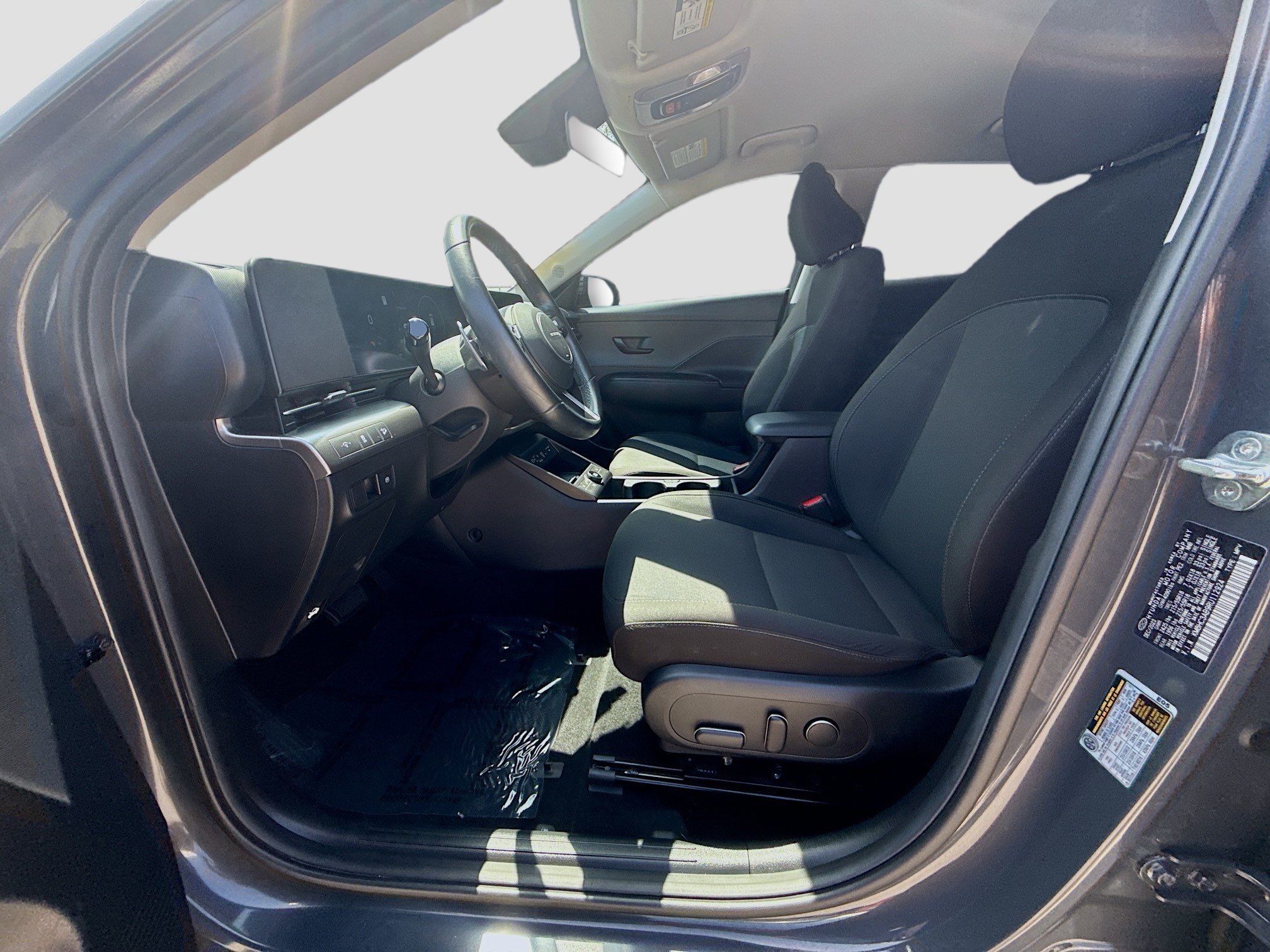 Used 2024 Hyundai Kona SEL w/ Convenience Package FWD image 19