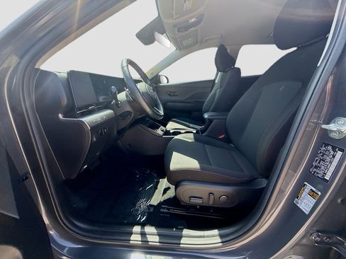 Used 2024 Hyundai Kona SEL w/ Convenience Package FWD image 19