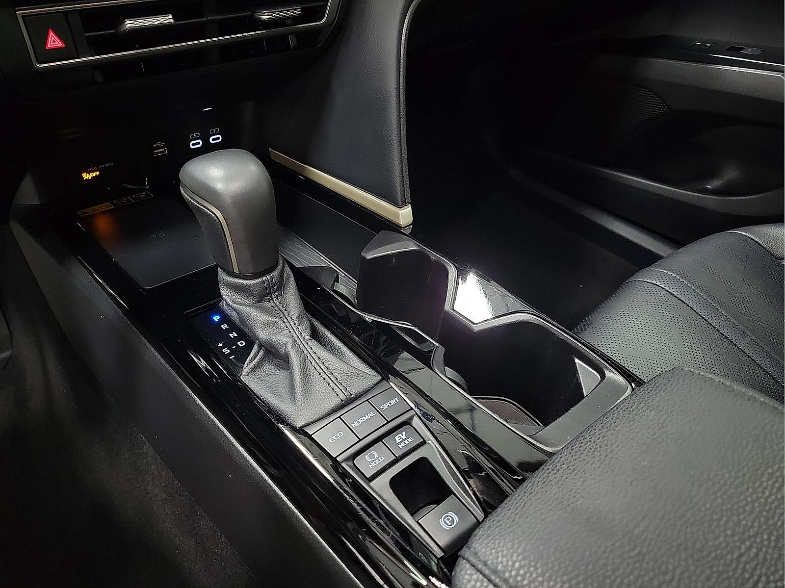 Certified 2025 Toyota Camry XSE FWD image 20