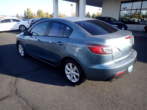 Used 2010 MAZDA MAZDA3 i Touring image 3