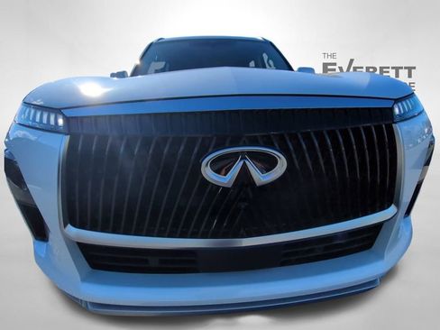 New 2026 INFINITI QX80 Luxe w/ Cargo Package image 3