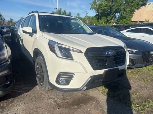 Used 2023 Subaru Forester Limited AWD/4WD image 11