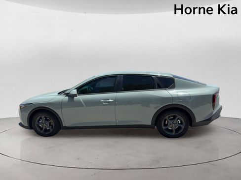 New 2026 Kia K4 FWD image 6