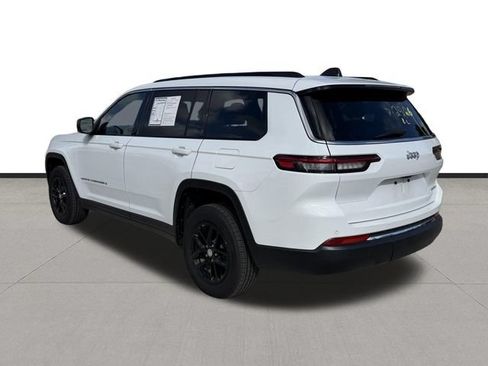 Used 2025 Jeep Grand Cherokee L Laredo RWD image 7