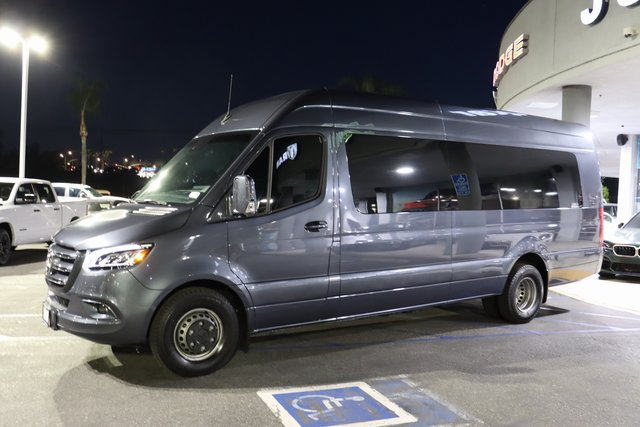 Used 2021 Mercedes-Benz Sprinter 3500 image 5