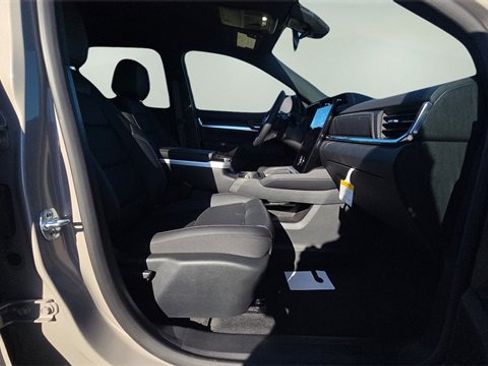 New 2026 GMC Terrain Elevation w/ Elevation Premium Package image 13