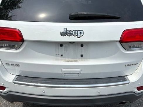 Used 2017 Jeep Grand Cherokee Limited AWD/4WD image 9