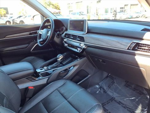 Certified 2022 Kia Telluride EX w/ EX Premium Package image 15
