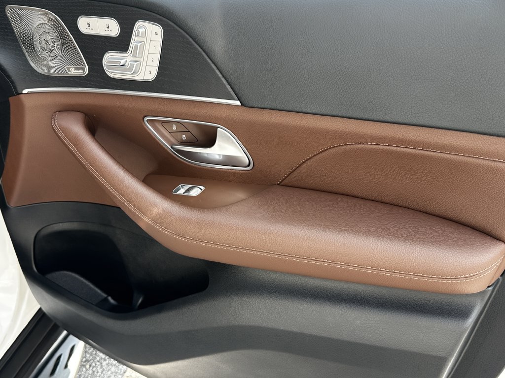 Certified 2024 Mercedes-Benz GLS 450 4MATIC image 16