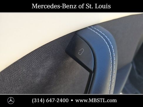 Used 2022 Tesla Model X image 23