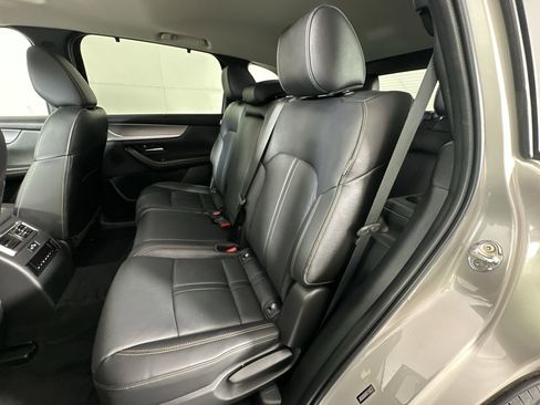 Used 2024 MAZDA CX-90 3.3 Turbo w/ Preferred Package image 26