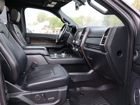 Used 2019 Ford Expedition Max Limited AWD/4WD image 16