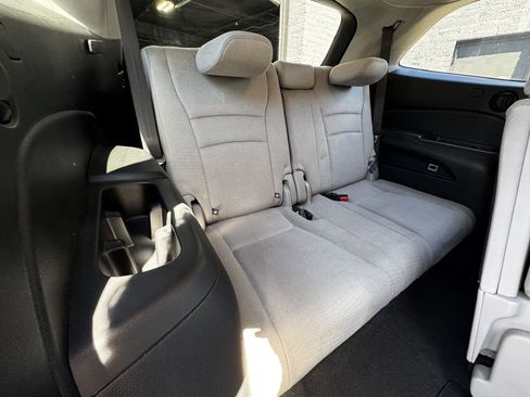 Used 2016 Honda Pilot EX image 18