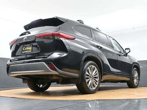 Used 2022 Toyota Highlander Platinum image 59