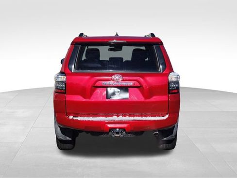 Used 2022 Toyota 4Runner SR5 Premium w/ Moonroof Package image 8