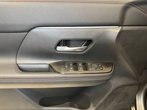 New 2026 Nissan Kicks SR w/ Cold Weather Package FWD image 21