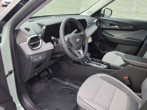 New 2026 Chevrolet TrailBlazer LT w/ Convenience Package AWD/4WD image 14