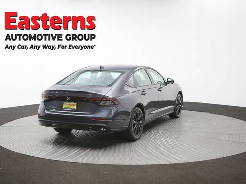 Used 2025 Honda Accord SE image 39