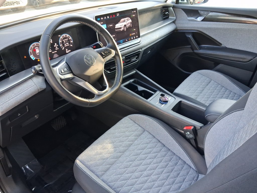 Used 2026 Volkswagen Tiguan S FWD image 18