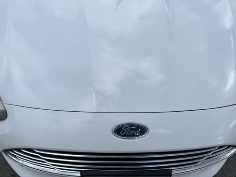 Used 2018 Ford Fiesta SE image 3