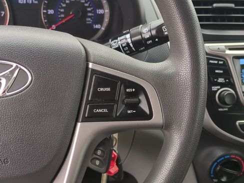 Used 2017 Hyundai Accent SE image 18
