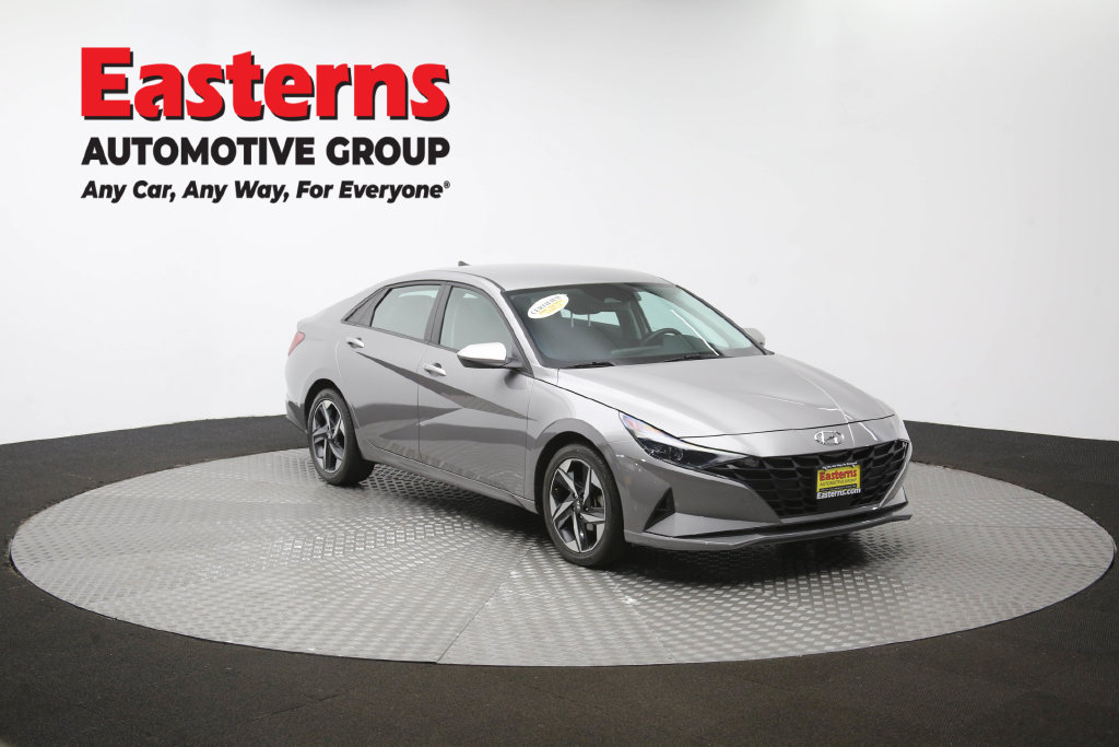 Used 2023 Hyundai Elantra SEL w/ Convenience Package FWD image 45