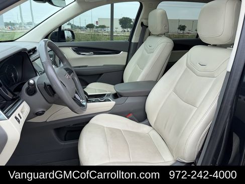 Used 2021 Cadillac XT6 Premium Luxury FWD image 30