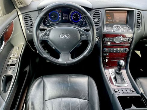 Used 2012 INFINITI EX35 Journey image 11