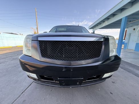 Used 2008 Cadillac Escalade AWD image 9