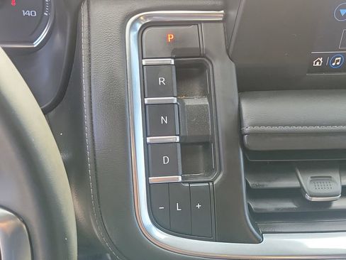 Used 2023 Chevrolet Tahoe LS image 30