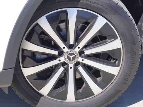 Used 2023 Mercedes-Benz GLA 250 image 10