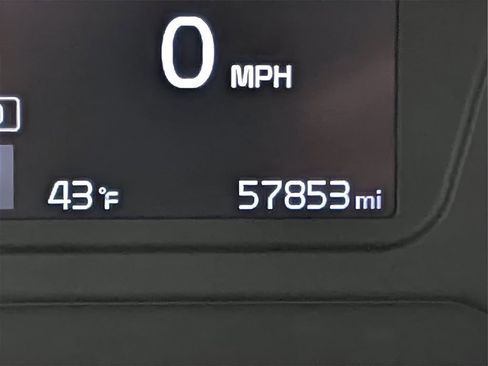 Used 2020 Kia Sorento LX V6 image 18