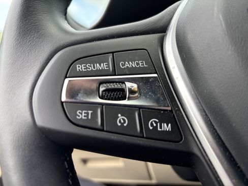 Used 2020 BMW 330i Sedan w/ Driving Assistance Package RWD image 19