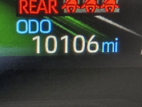 Used 2025 Toyota RAV4 XLE image 18