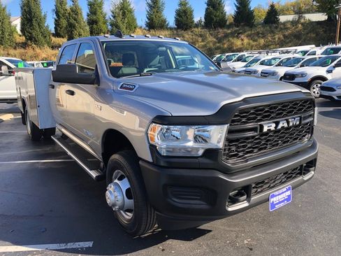 Used 2019 RAM 3500 Tradesman image 7
