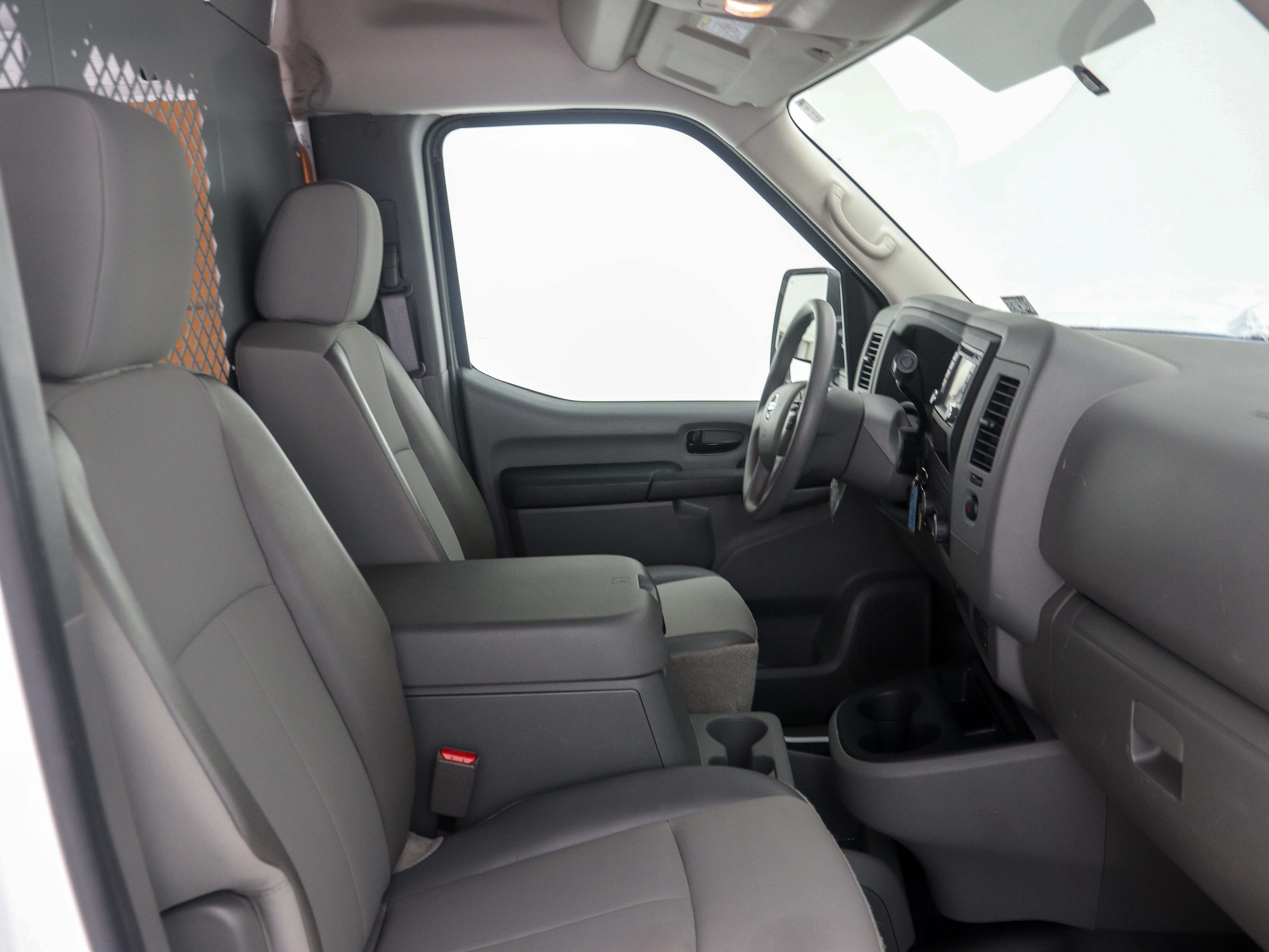 Used 2019 Nissan NV 3500 SV w/ Navigation Package RWD image 18