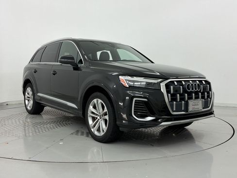 Used 2025 Audi Q7 3.0T Premium Plus AWD/4WD image 7