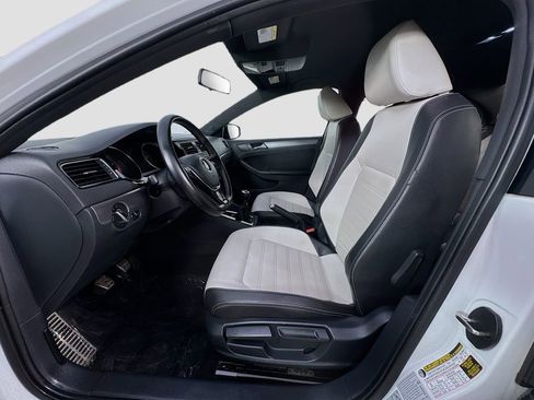 Used 2016 Volkswagen Jetta Sport w/ Lighting Package FWD image 25