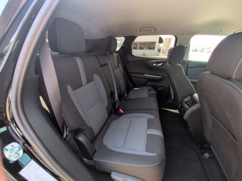 Used 2025 Chevrolet Blazer LT AWD/4WD image 29