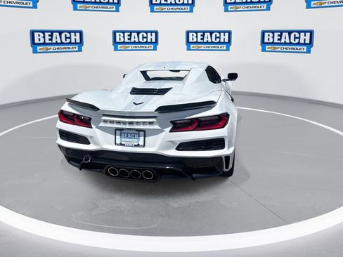 Used 2023 Chevrolet Corvette Z06 RWD image 7