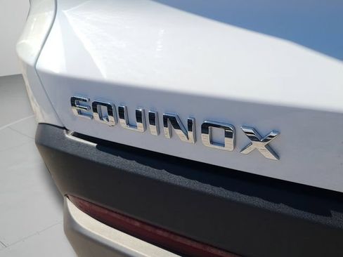 New 2026 Chevrolet Equinox LT w/ Safety and Technology Package FWD image 5