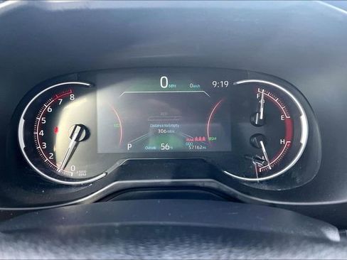 Used 2024 Toyota RAV4 XLE image 20