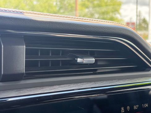 Used 2023 GMC Sierra 1500 AT4 w/ Technology Package image 29